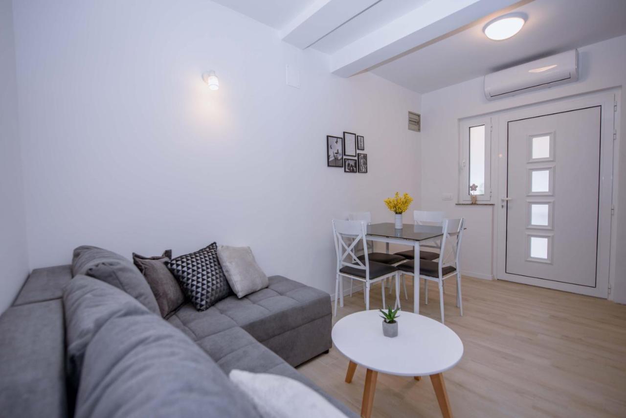 Apartmani Una, Poljica - Trogir Exterior foto